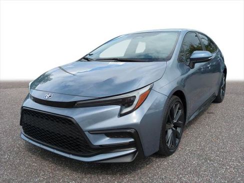 Certified 2024 Toyota Corolla SE FWD image 1