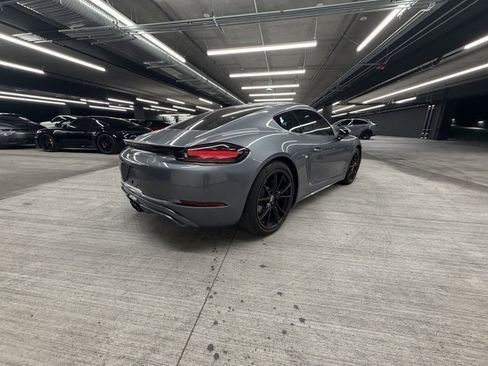 Used 2025 Porsche 718 Cayman image 4