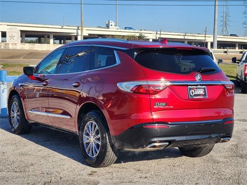 Used 2022 Buick Enclave Essence image 5