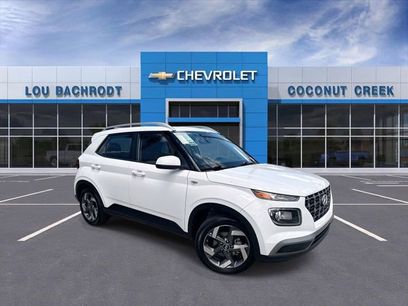 Used 2025 Hyundai Venue SEL