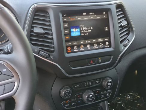 Certified 2022 Jeep Cherokee Latitude Lux FWD image 27