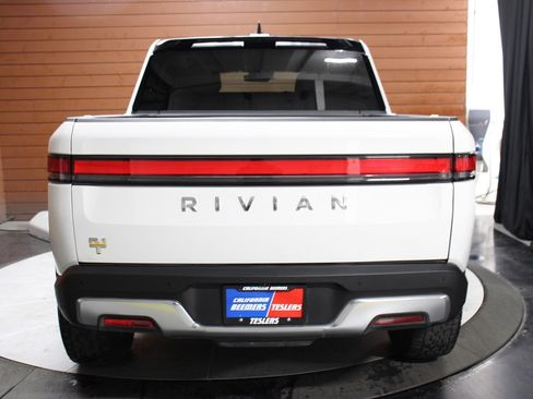 Used 2023 Rivian R1T Adventure image 6