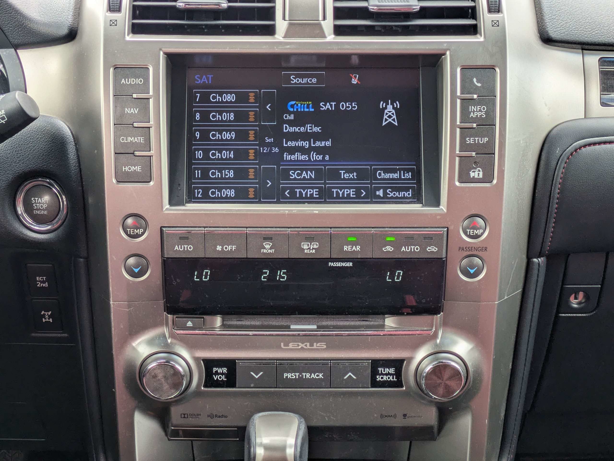 Used 2021 Lexus GX 460 Premium w/ Premium Package AWD/4WD image 16