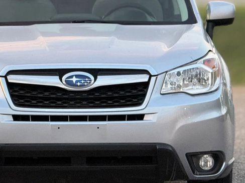 Used 2015 Subaru Forester 2.5i Limited w/ Popular Package #2 AWD/4WD image 12