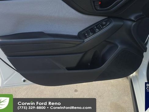 Used 2018 Subaru Crosstrek 2.0i Premium image 14