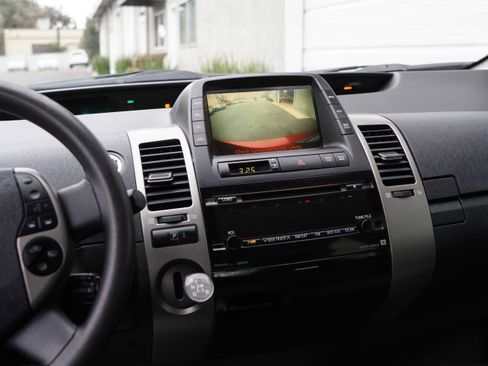 Used 2009 Toyota Prius Touring FWD image 43