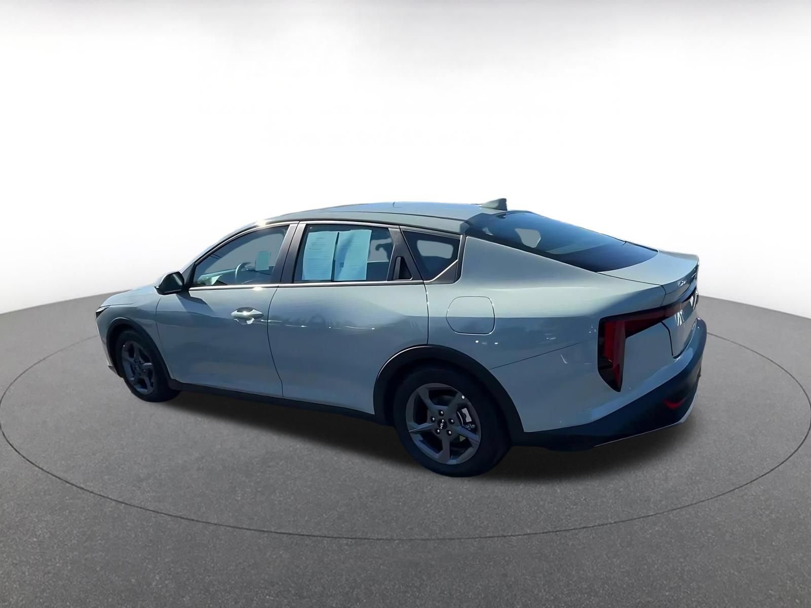 Used 2026 Kia K4 FWD image 9