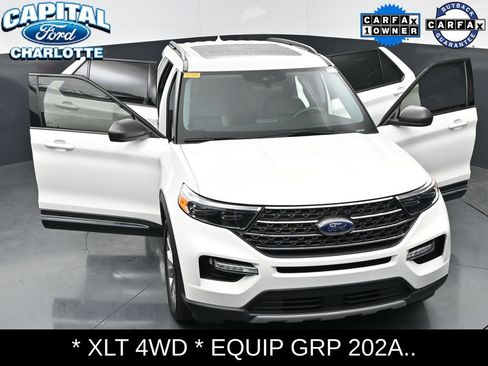 Used 2023 Ford Explorer XLT w/ Equipment Group 202A AWD/4WD image 34