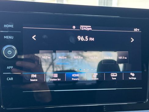 Certified 2025 Volkswagen Jetta Sport image 17