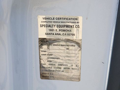 Used 2015 Ford F550 2WD Regular Cab Super Duty image 45