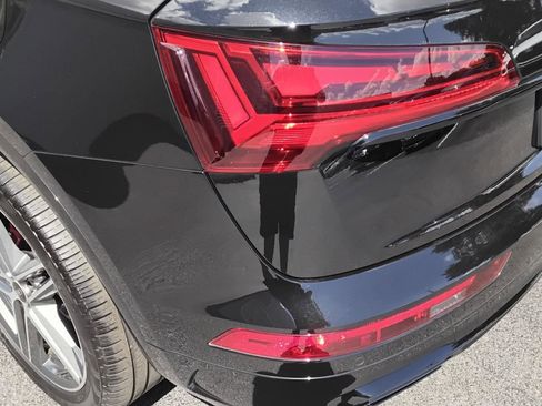 Certified 2024 Audi Q5 e Premium Plus w/ Premium Plus Package image 10