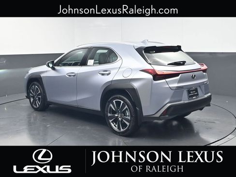 New 2026 Lexus UX 300h FWD image 7