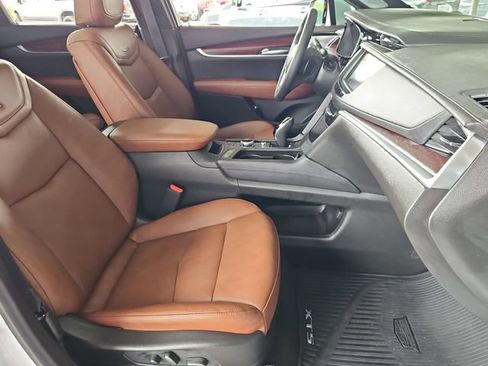 Certified 2026 Cadillac XT5 Premium Luxury w/ Driver Assist Package FWD image 28