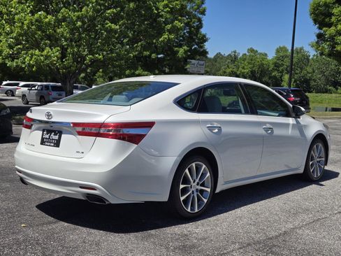 Used 2014 Toyota Avalon XLE Touring FWD image 7