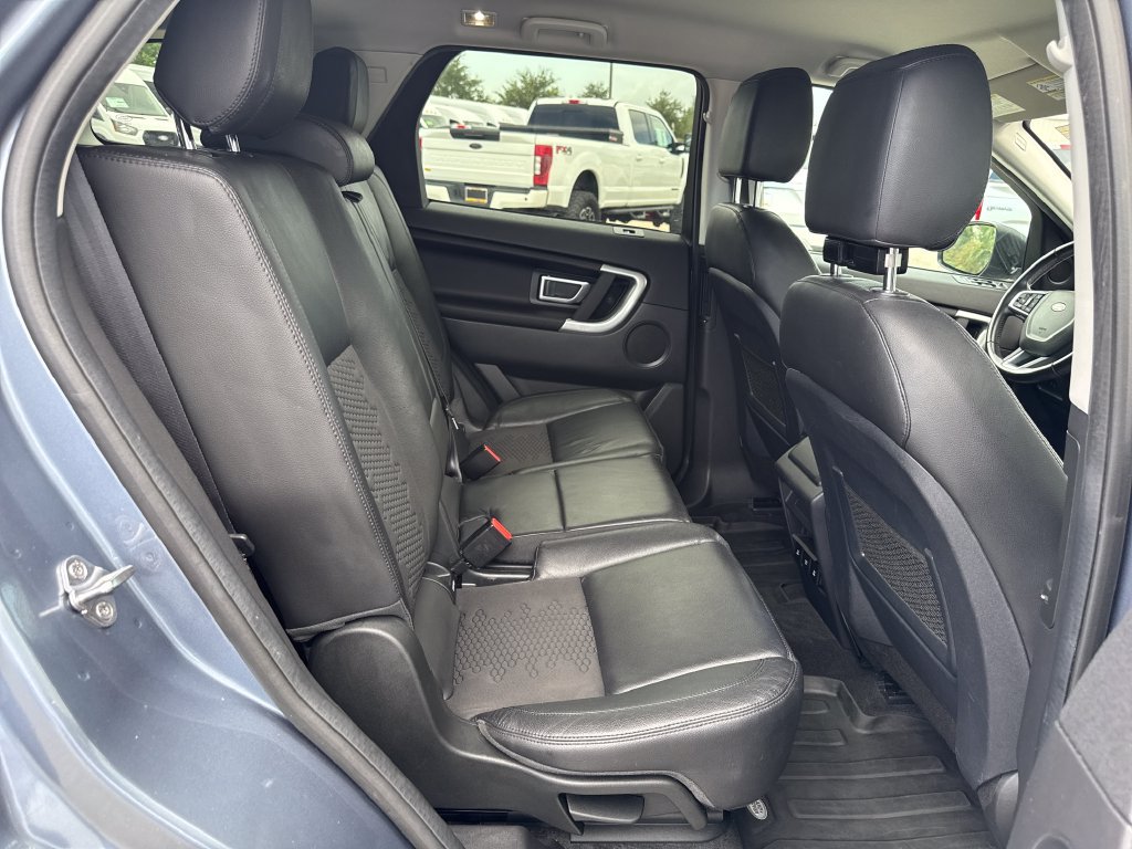 Used 2018 Land Rover Discovery Sport SE AWD/4WD image 23
