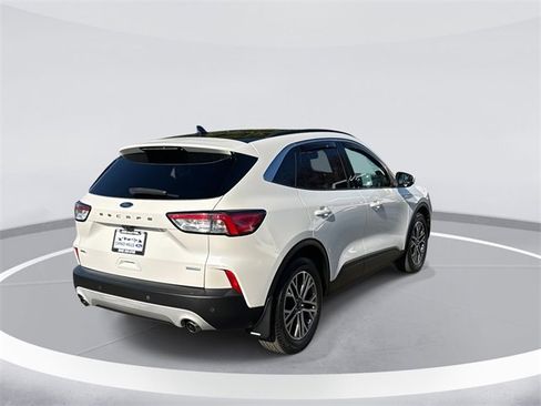 Used 2020 Ford Escape SEL image 4