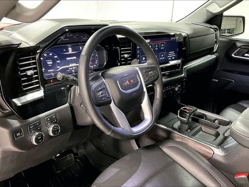 Used 2025 GMC Sierra 1500 SLT image 16