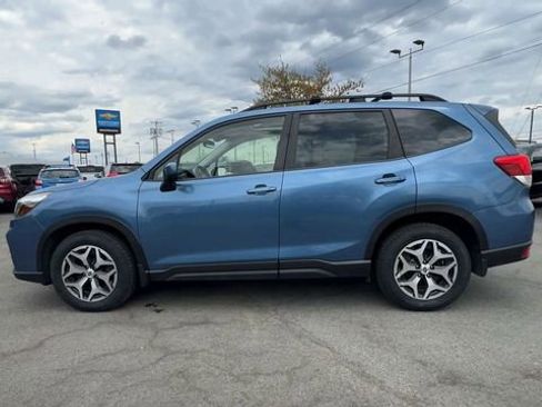 Used 2020 Subaru Forester Premium AWD/4WD image 5