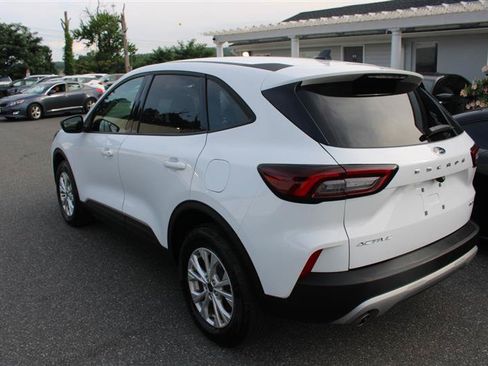 Used 2025 Ford Escape Active AWD/4WD image 5
