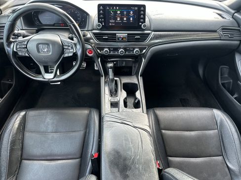Used 2018 Honda Accord Sport image 12