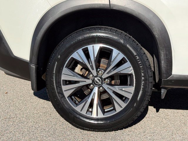 Certified 2023 Nissan Rogue SV w/ SV Premium B Package AWD/4WD image 34
