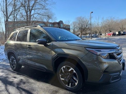 New 2025 Subaru Forester Limited image 3