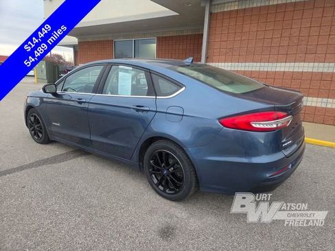 Used 2019 Ford Fusion SE image 7
