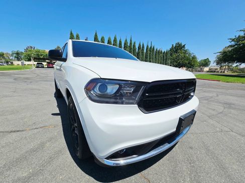 Used 2018 Dodge Durango SXT RWD image 1