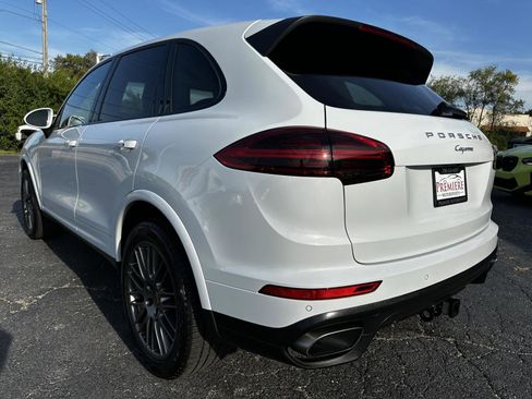 Used 2018 Porsche Cayenne Platinum Edition w/ Premium Package image 6