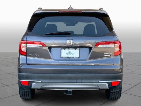 Used 2020 Honda Pilot Touring image 4
