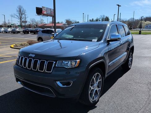 Used 2021 Jeep Grand Cherokee Limited image 3