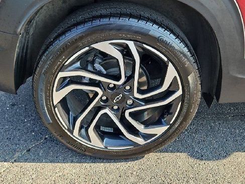 Used 2025 Chevrolet TrailBlazer RS w/ Convenience Package FWD image 7