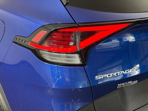 Used 2023 Kia Sportage EX FWD image 36