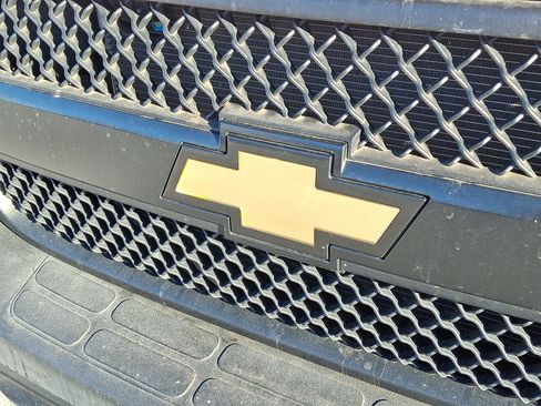 Used 2018 Chevrolet Express 2500 Extended image 30