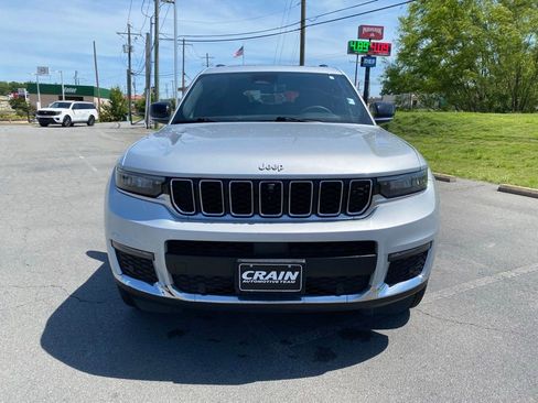 Used 2024 Jeep Grand Cherokee L Limited w/ Luxury Tech Group II AWD/4WD image 2