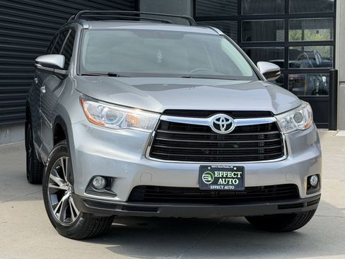 Used 2016 Toyota Highlander XLE AWD/4WD image 5