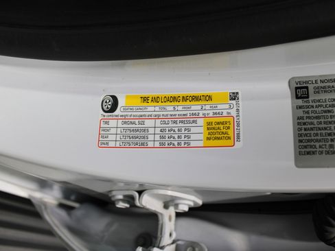 Used 2024 GMC Sierra 3500 Denali Ultimate image 38