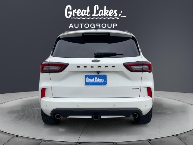 Used 2023 Ford Escape ST-Line Elite w/ Premium Technology Package AWD/4WD image 4