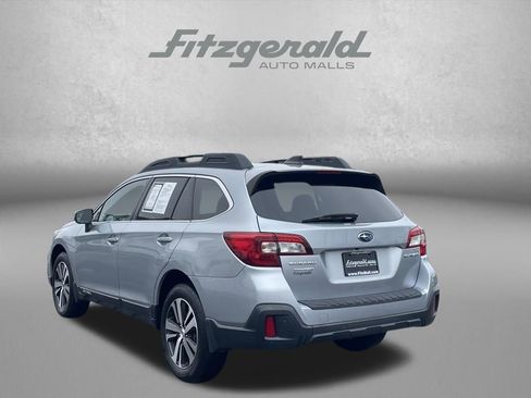 Used 2019 Subaru Outback 2.5i Limited w/ Popular Package #2 image 6