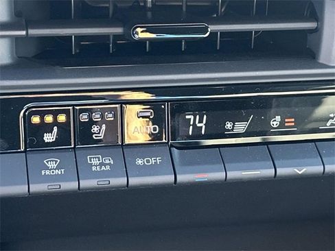 Used 2026 Toyota Crown XLE image 25