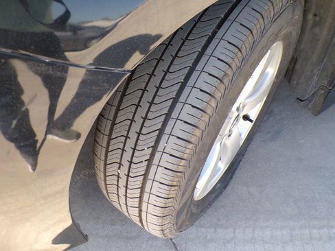 Used 2020 Toyota Sienna L image 13