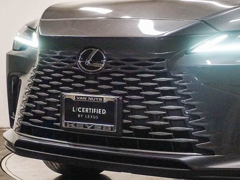 Used 2024 Lexus RX 450h Luxury w/ Convenience Package image 8