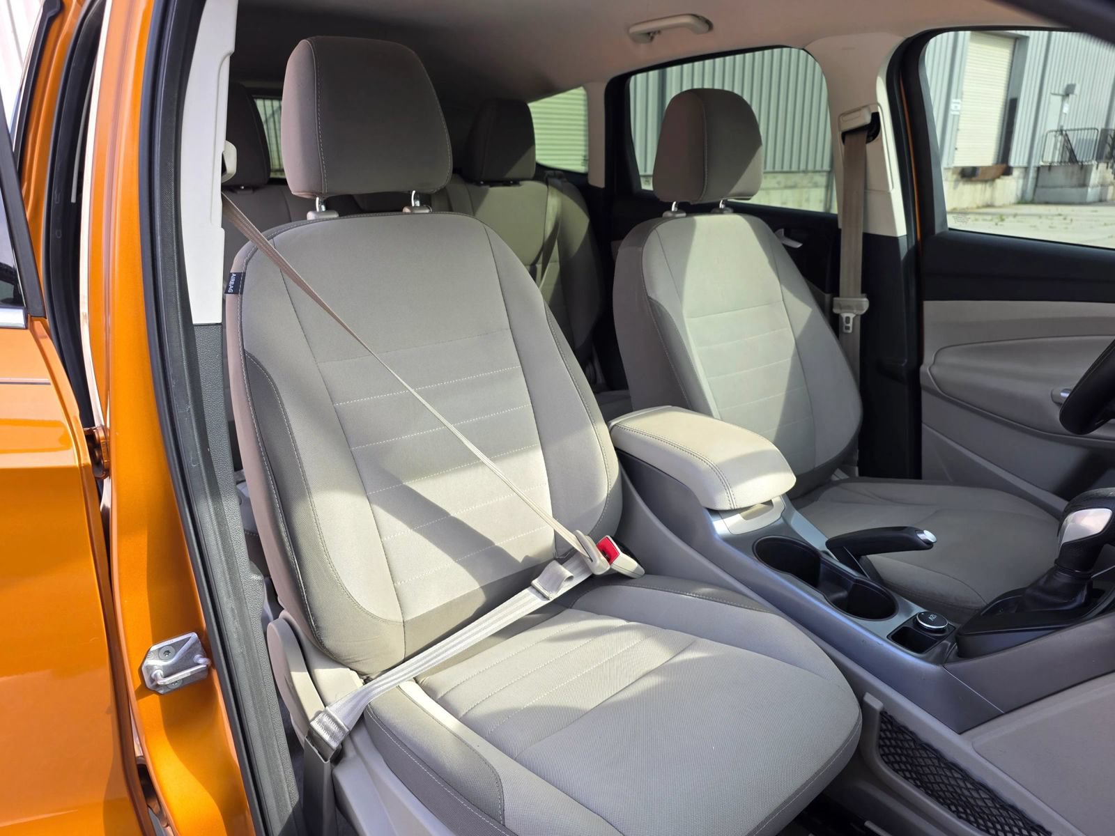 Used 2016 Ford Escape SE w/ Equipment Group 201A FWD image 40