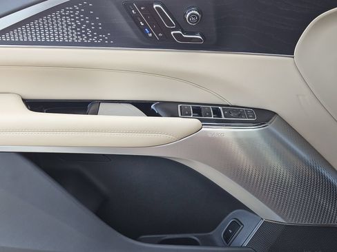 Certified 2026 Cadillac Lyriq Signature Luxury w/ Nappa Leather Package AWD/4WD image 29