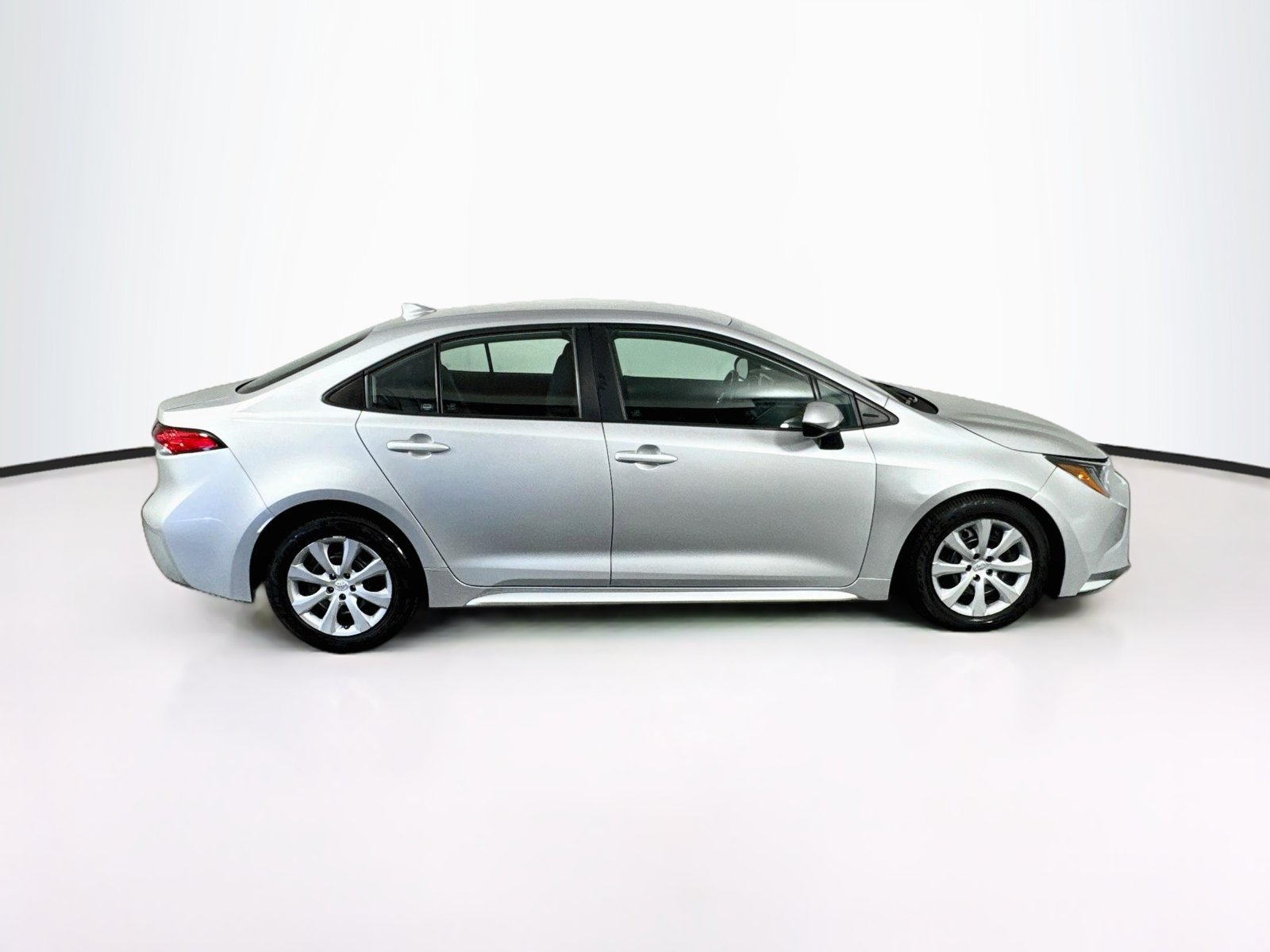 Certified 2023 Toyota Corolla LE FWD image 5