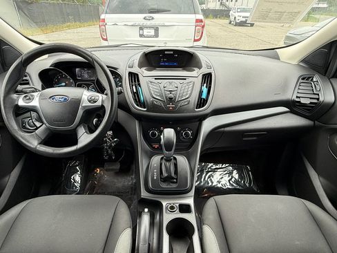 Used 2016 Ford Escape S FWD image 3