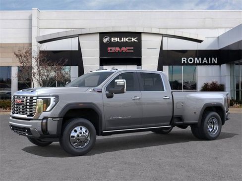 New 2026 GMC Sierra 3500 Denali w/ Denali Reserve Package image 2