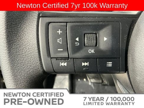 Used 2025 Nissan Kicks S FWD image 25