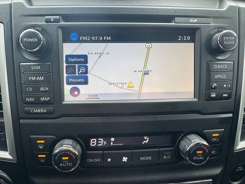 Used 2018 Nissan Titan SV w/ SV Convenience Package AWD/4WD image 13