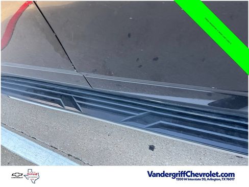 Used 2021 Chevrolet Suburban LT RWD image 11